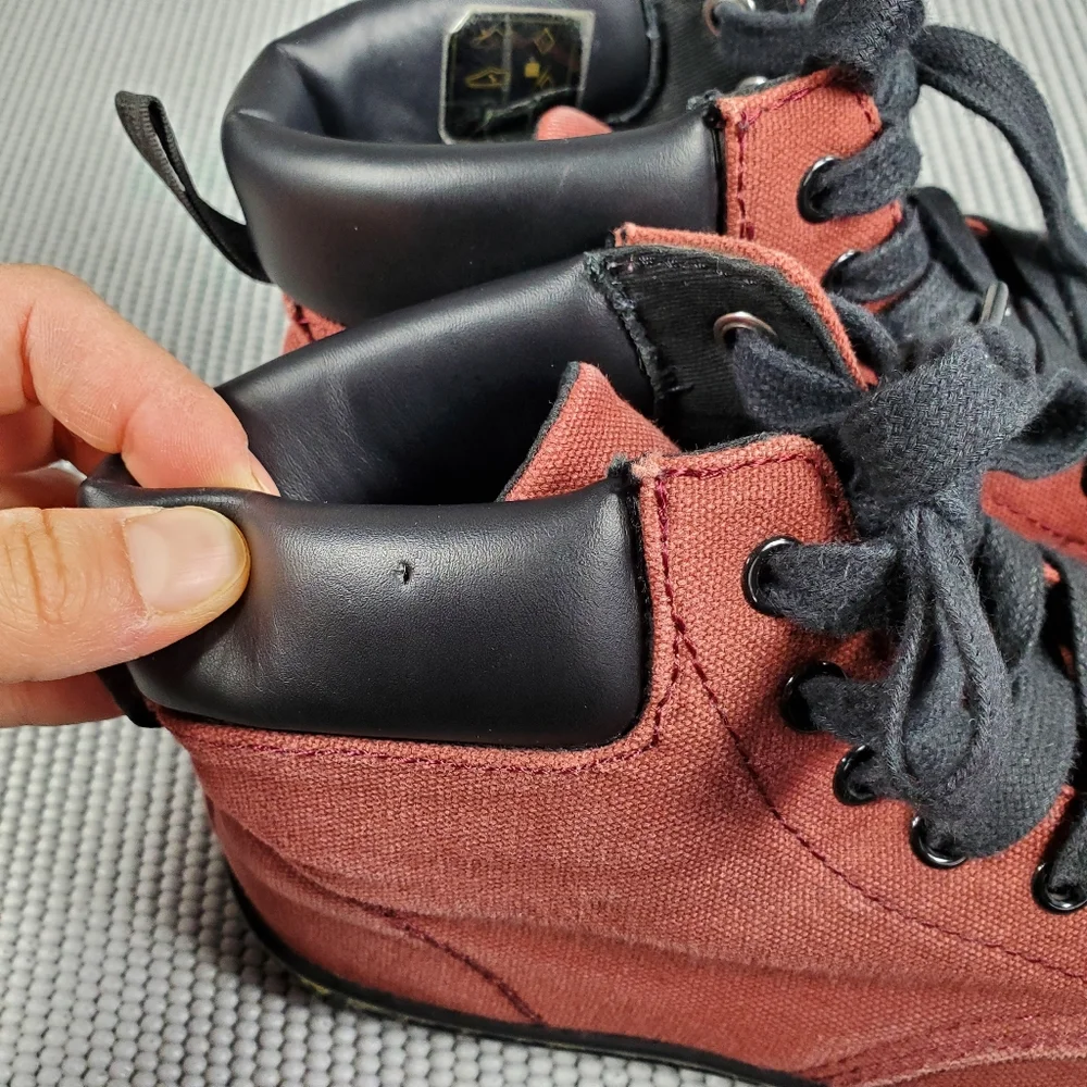 Dr. Martens Maelly canvas boots